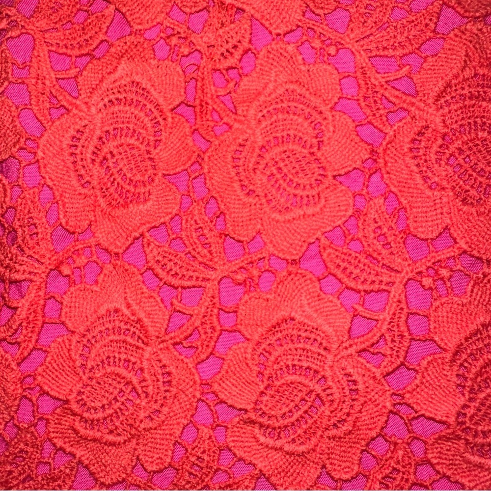 Chelsea & Violet Red Crochet Lace Overlay Rose With Magenta Liner Size Small - Picture 3 of 4